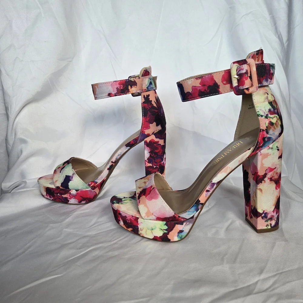 Women's Floral Platform Heels - Picture 5 of 16